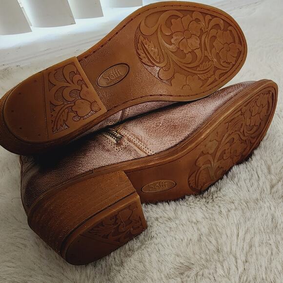 NEW Sofft Ardmore Leather Chelsea Ankle Boot in Sand Brown - Picture 9 of 11